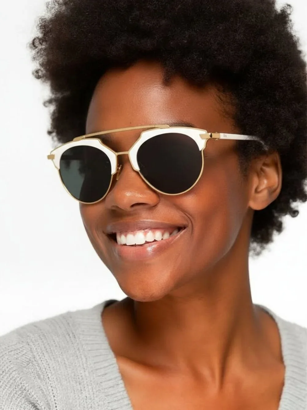 New Beautiful So Real Sunglasses White Gold